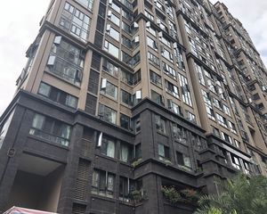 天府世家4室1厅东南