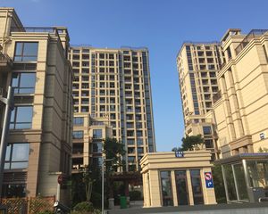 邻悦雅苑次新小区边套全明户型