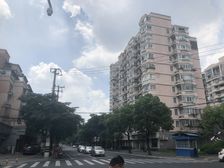 总价低,地铁近,静安区,中环内!00年后品质小区!