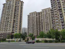 悦岚山旁中铁诺德全装小三房景观楼层全天采光拎包即住户型通透,