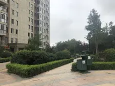 金马路旁家装未出租小两室诚心出售