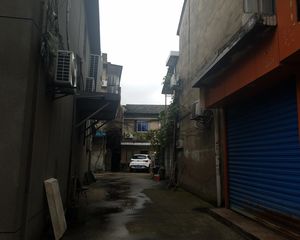 姜山茅山红枫新村带院子房东诚心出售