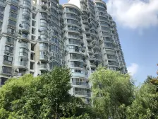 06年小区板式楼两梯三户,南北全明户型,优美园林小区