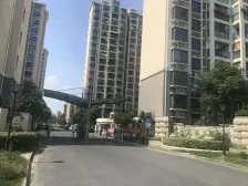 2011年房龄新,简单装修,满五税少,近地铁诚意售,