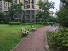 临河位置,南北通透大三房,小区进门花园位置,前后无遮挡采光好