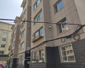 此房满五不唯一 南北朝向 低楼层 采光充足