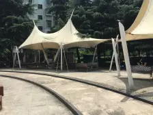 万峰梦湖苑二期,电梯中区全南户型,户型正气