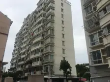 房子满两年 格局好 大客厅 大卧室 居住舒适度高