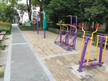 近地铁近医院菜市场多、大横厅大面积三房