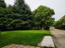 别墅小区,户型方正大三房,精装修,带阁楼露台