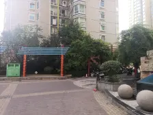 经三路东风渠,电梯4房,中间楼层,诚心出售