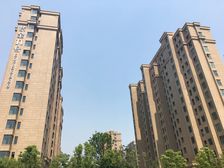 大开间,厨卫朝北,品质小区,繁华地段