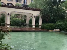 红溪谷下叠复试东边户大院子有车位