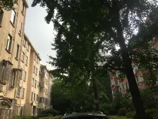 小区中间位置中间楼层 满五年 诚意出售