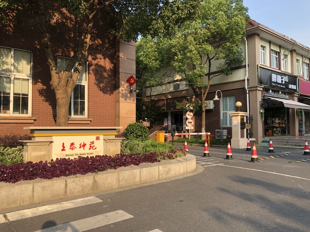 小区相关图
