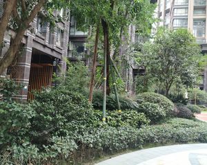 长城半岛城邦三期4室1厅南