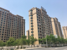 电梯房,一门关,客厅带阳台,品质小区,环境优美,精装修