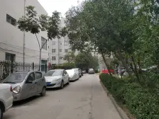 育才1楼带院 精装可拎包入住 商品住宅 满五 近地铁