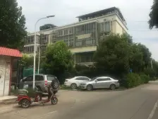 双气多层小区,顶楼复式 带80多平方露台全无实木家具