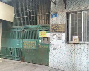 黄石大厦3室1厅南