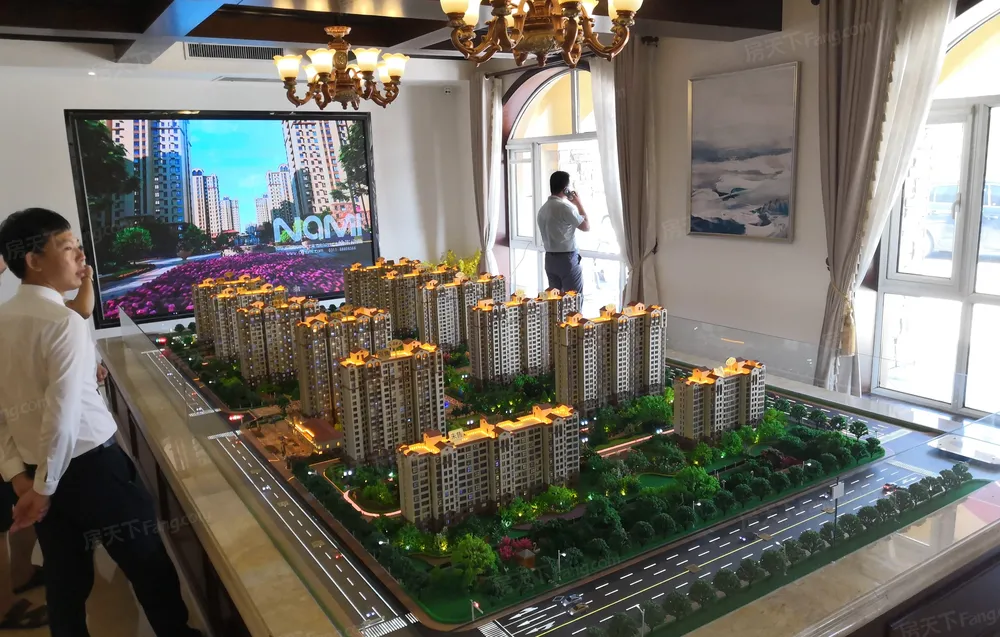 裕翔街南三环 融创城南华城永威 首付10万起 地铁2号线