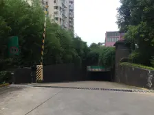 车位充足 南北格局 设计合理 全明户型 ,环境优美