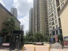 地铁房,公园房,精装两房,楼层好,满五无税