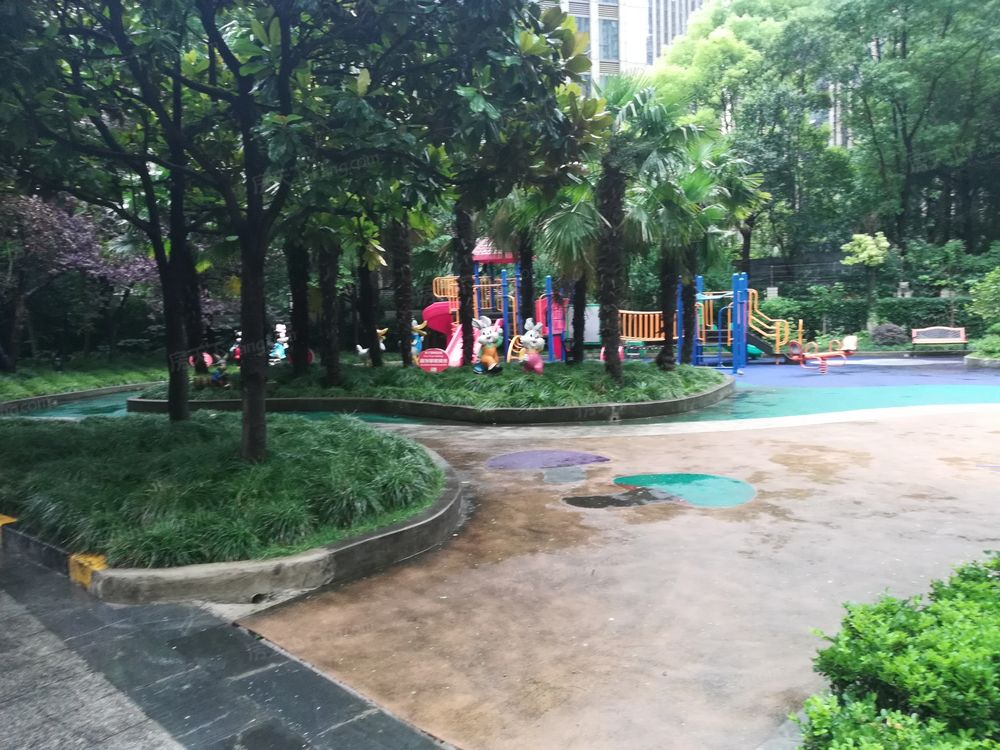 小区相关图