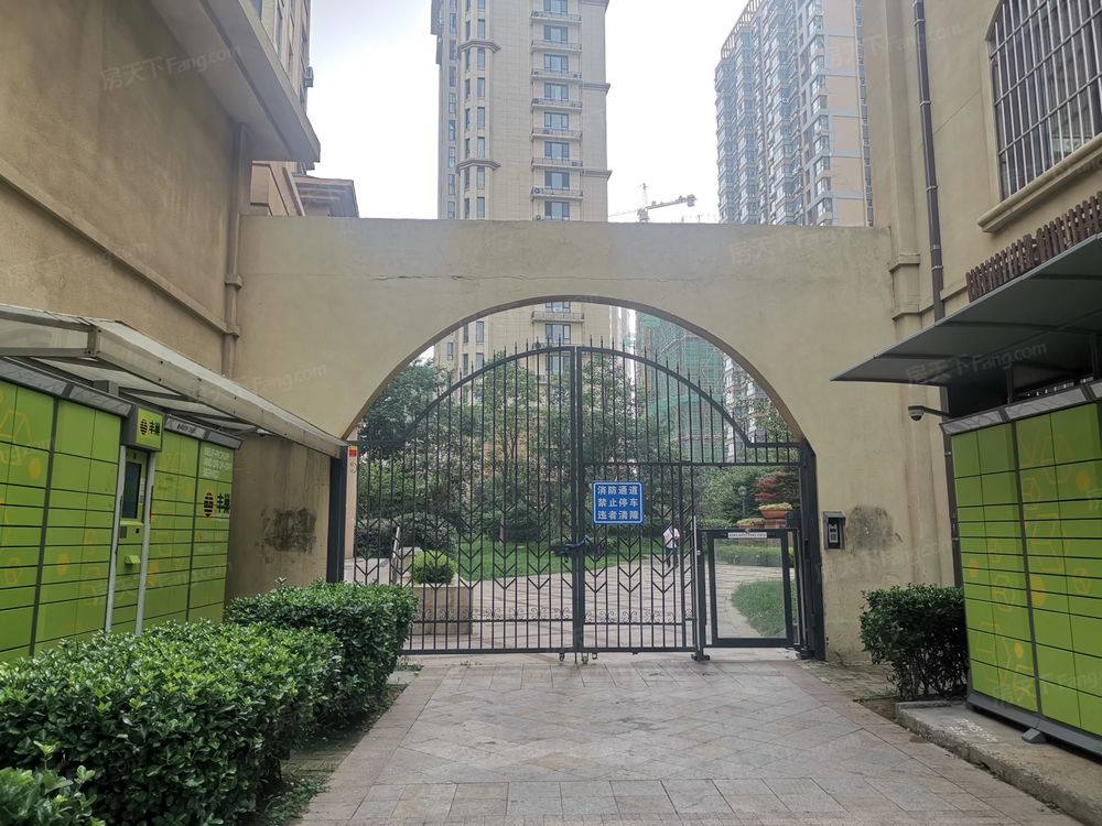 小区相关图