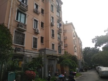 2009年小区,精装修,中间楼层,业主诚心卖,有钥匙