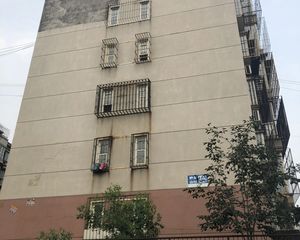 南北山庄 三室两厅 南北通 有本