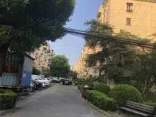 全明户型,三轨交通便捷,闹中取静。