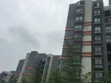 户型方正,房子采光好,视野开阔,地理位置优越。