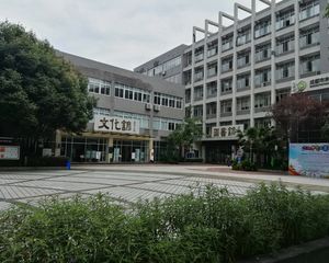 神仙树缤纷2室1厅西南