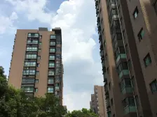 电梯三房,中间楼层,采光好,诚意出售,看房随时