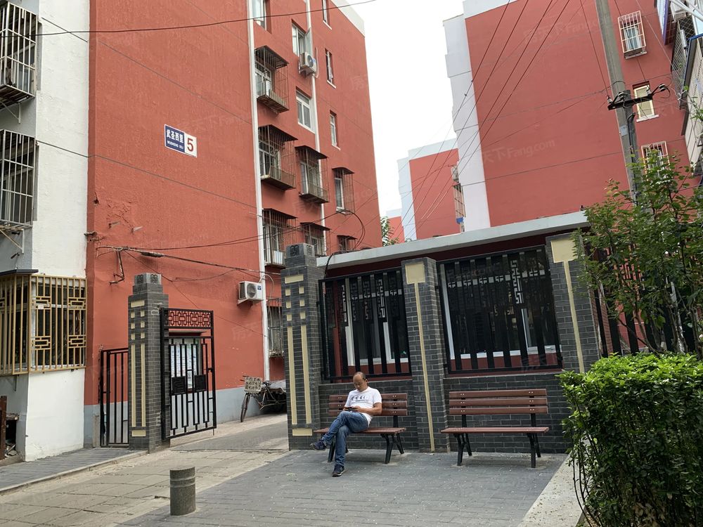 小区相关图