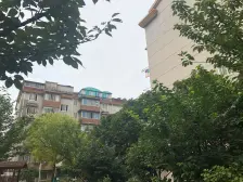 地段好 2001年次新房 随时看房