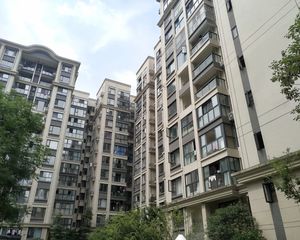 香瑞楠府 3室1厅 南