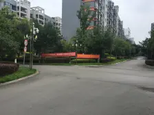 湖岸家园B区 4室2厅 南 北