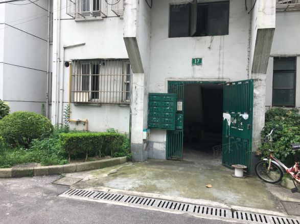 海高二村实景图