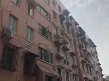 边套.南北.通透.全明两房.带院子。