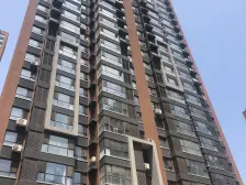 此房精装修,出门D铁,采光充足,视野宽阔