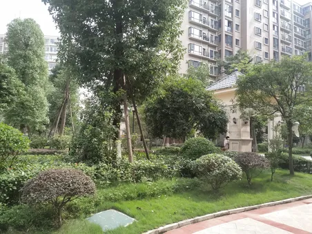 完整双流蜀镇套二户型方正 武侯新城边交通便利 环境优美 配