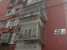 北大地三里3室1厅南北