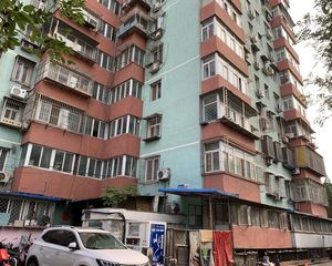 东二环光明桥劲松九区满五年唯一住房诚意出售