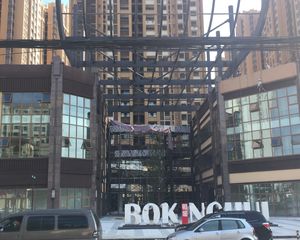 隆基泰和铂悦山3室2厅东南