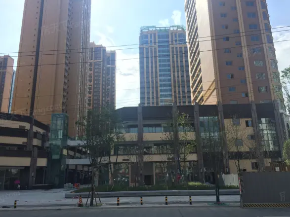 铂悦山实景图