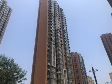 中华城一期 , 精装修一居室 , 房主诚心卖 , 价格能谈