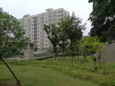 一梯两户,大两房,交通便利,居家装修