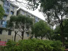 沪航公寓3室南朝向300.00万元/套出售